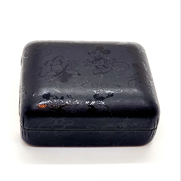 Walt Disney World Set of Micky Mouse Stud Earrings NWT - Picture 5 of 5